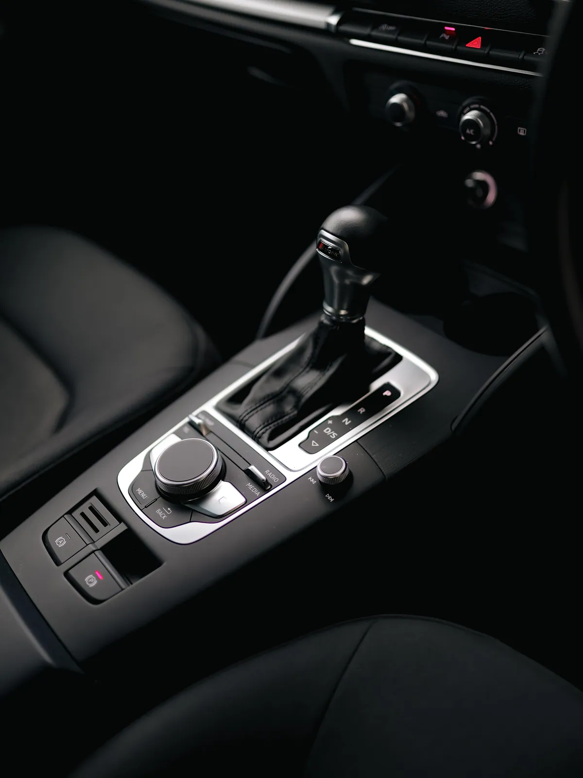 Audi A3 Sportback 35 TFSI SE Technik 2019 – photo 5 of 10 – for sale at DMS Manchester