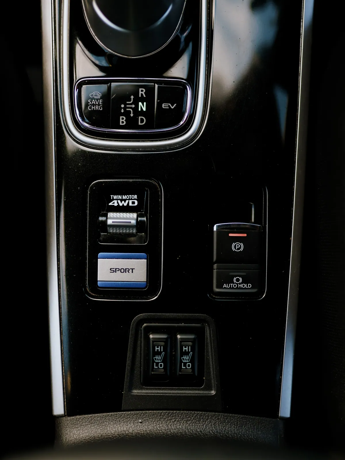 Mitsubishi Outlander Design PHEV CVT 2020 – photo 8 of 10 – for sale at DMS Manchester